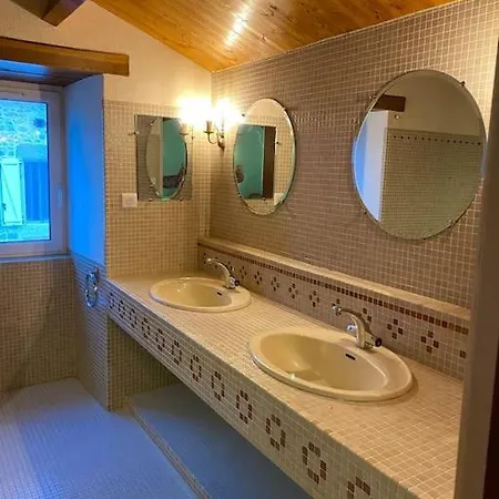 In The Countryside Le Petit Bleu 4*