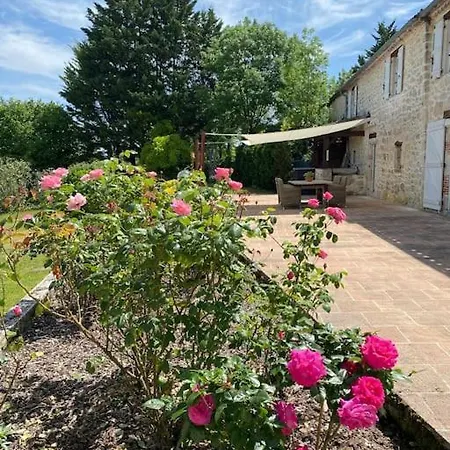 Hotel In The Countryside Le Petit Bleu 4*